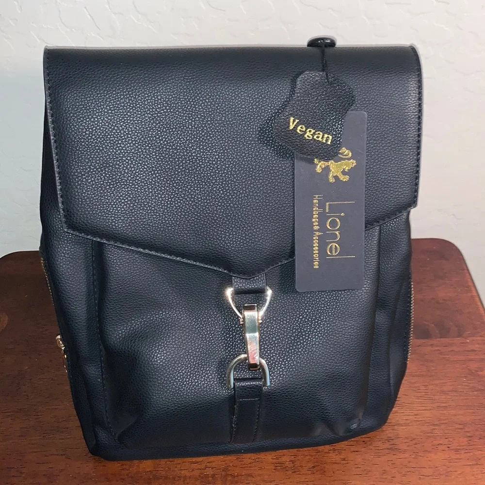 LIONEL PATRICA BRAND NEW WITH TAGS VEGAN LEATHER GORGEOUS BACKPACK